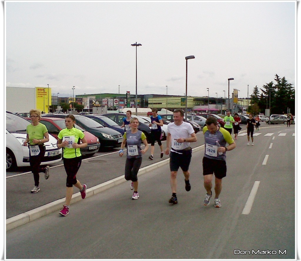 1. Istrski maraton tekačev Koper 08 (blog Don Marko M)